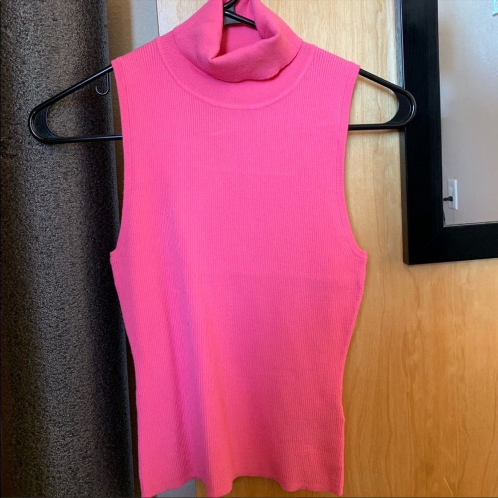 Turtle neck tank